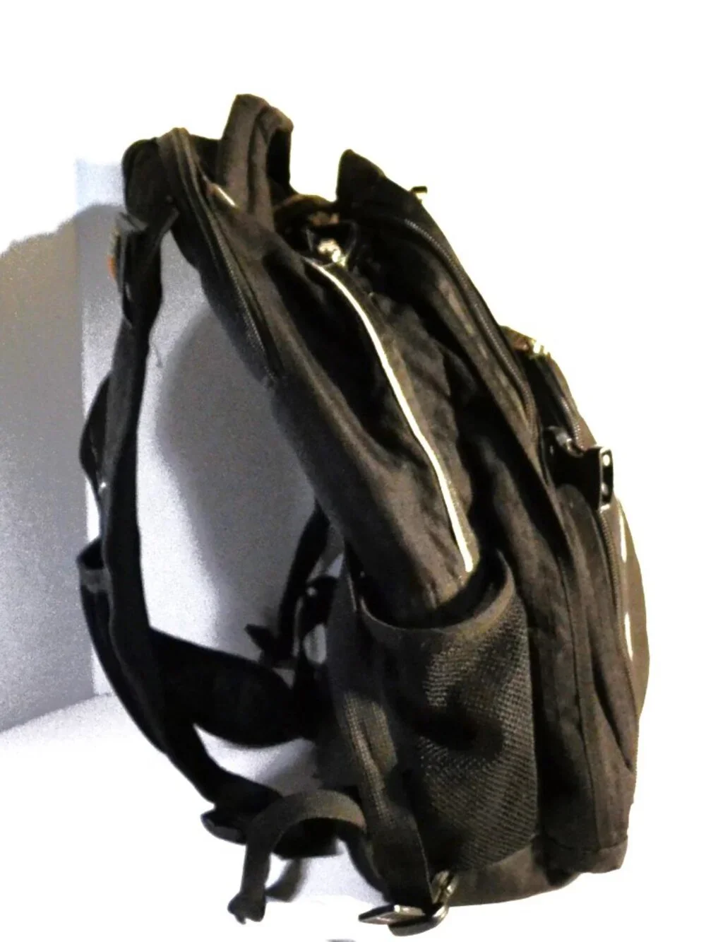 High Sierra Swerve Backpack Black Suspendion Strap System Travel Camping School